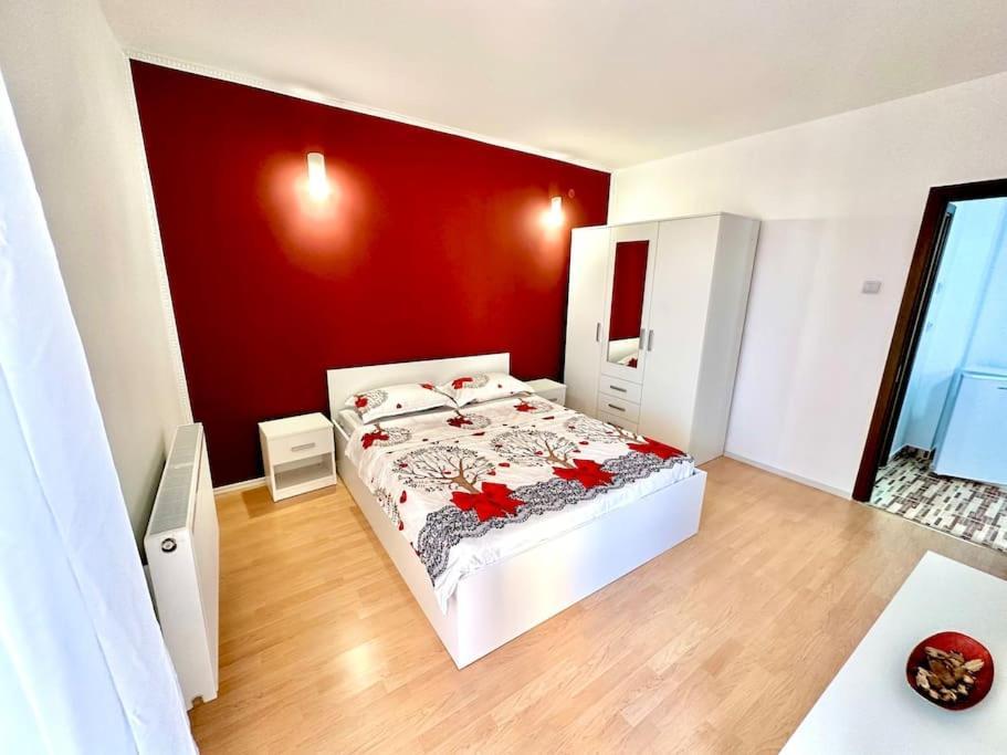 Apartament Novara 21 クラヨーヴァ エクステリア 写真
